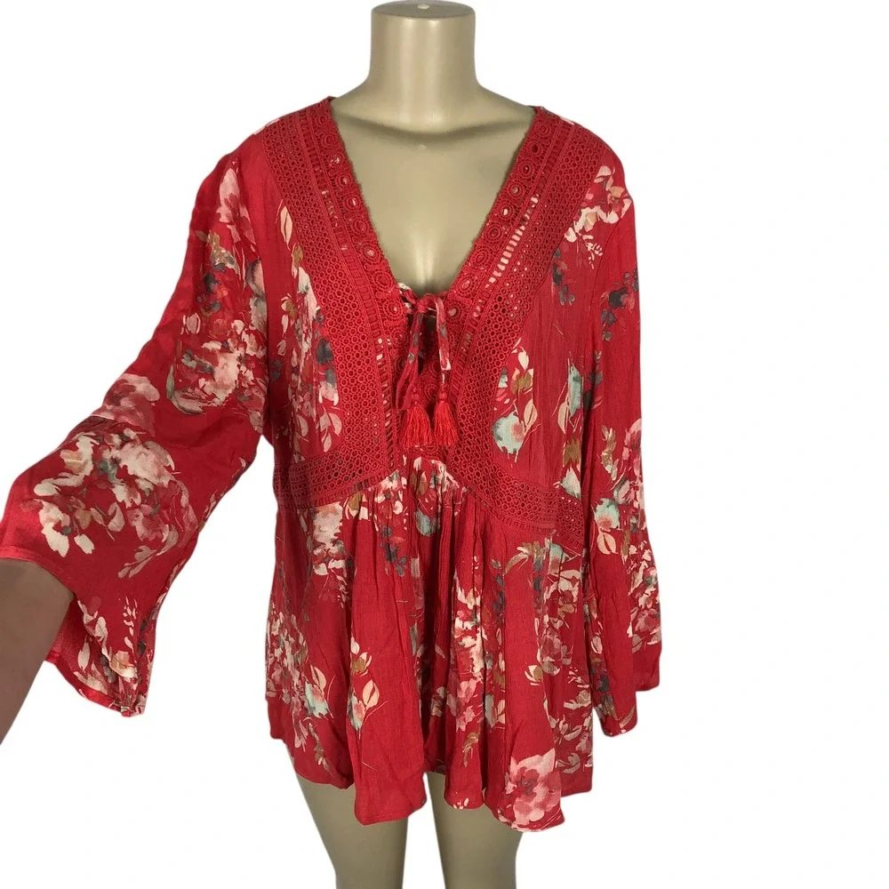 Torrid Floral Print Crochet Lace V-Neck Bell Sleeve Tunic Top Size 1X Boho Gauze - Picture 2 of 8